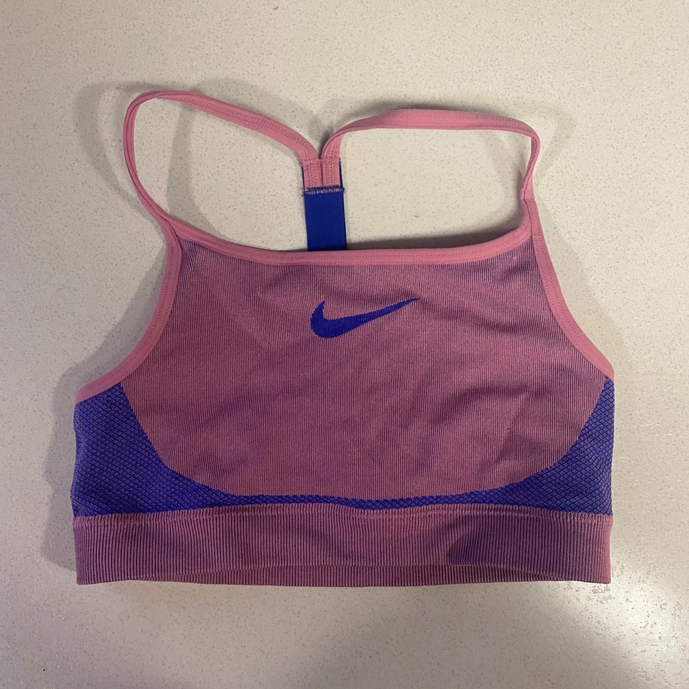 Girls Nike Sports Bra NWOT
